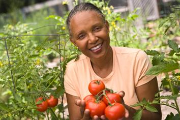 woman with tomatoes